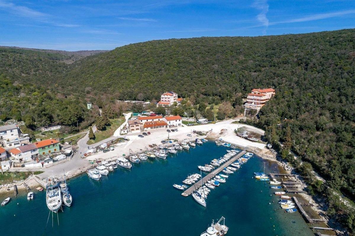 Villa Porto Krnica Kültér fotó